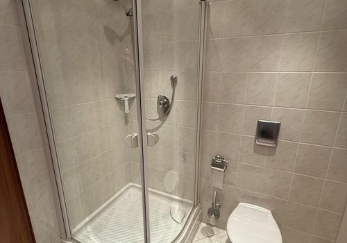 Dusche Dachgeschoss