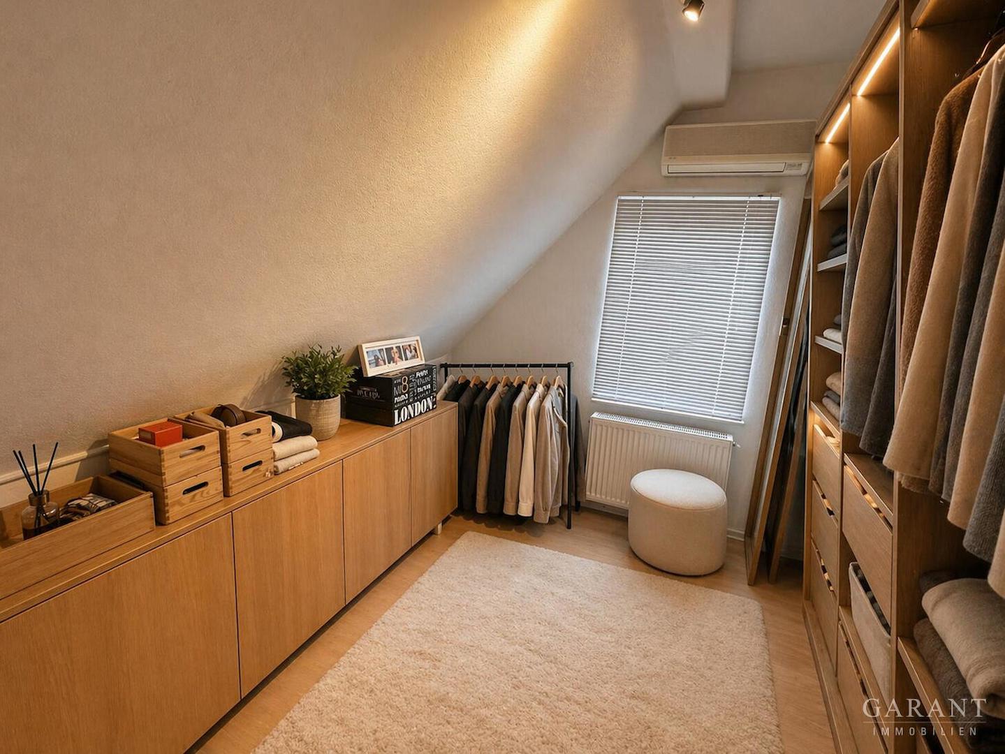 Ankleidezimmer DG