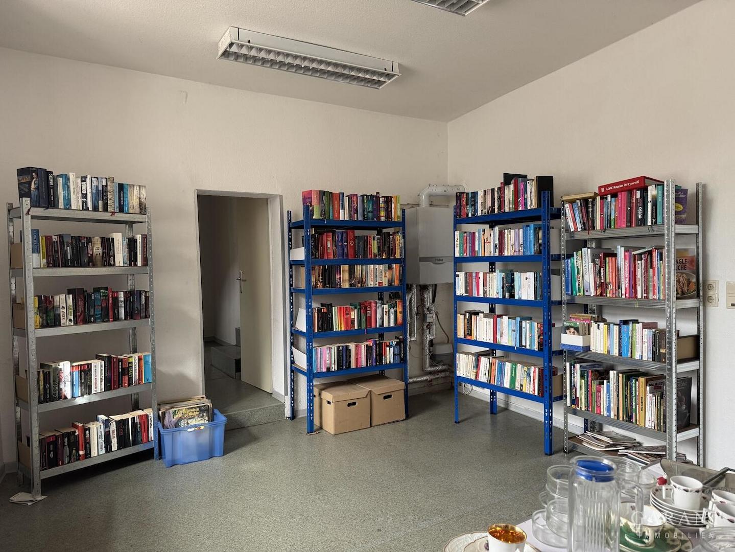 Lager/ Büro EG
