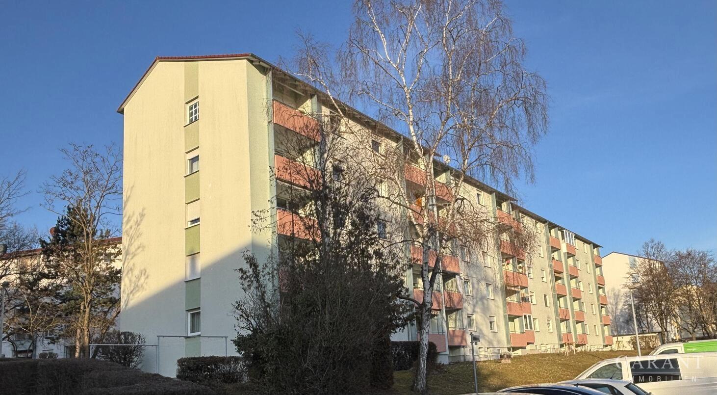 Straßenansicht 