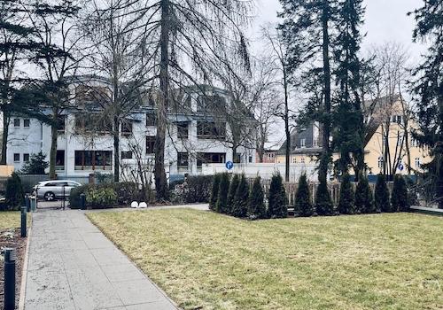 Hausansicht von der Straße