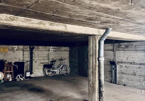 Tiefgaragenstellplatz