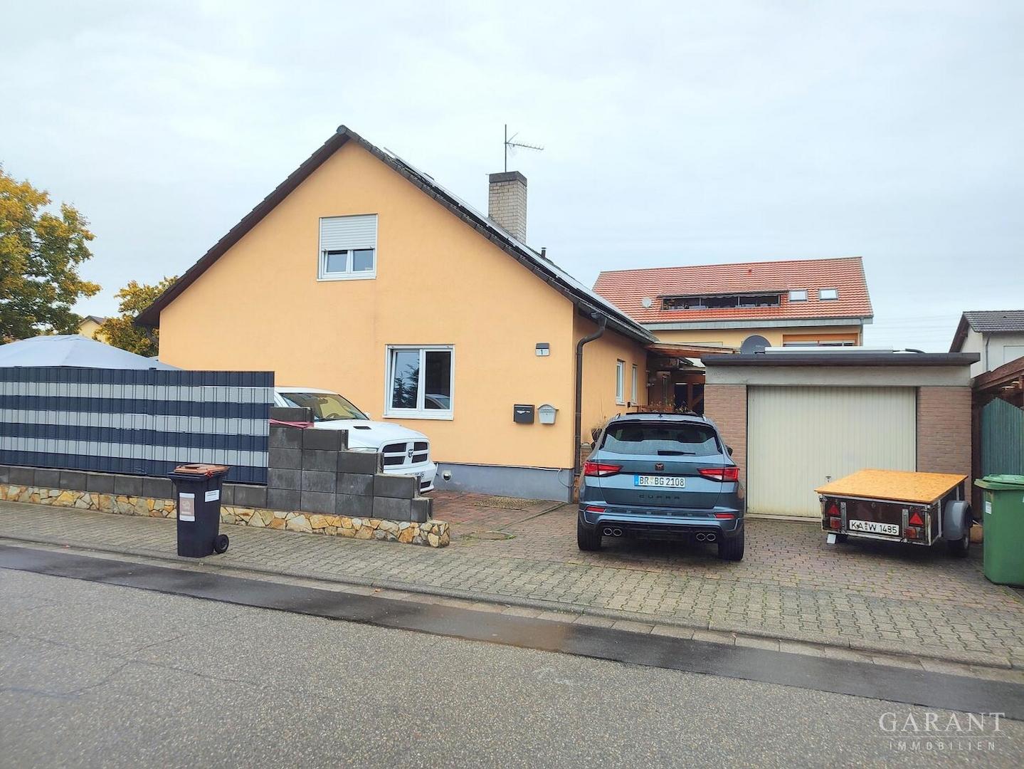 Zufahrt Garage