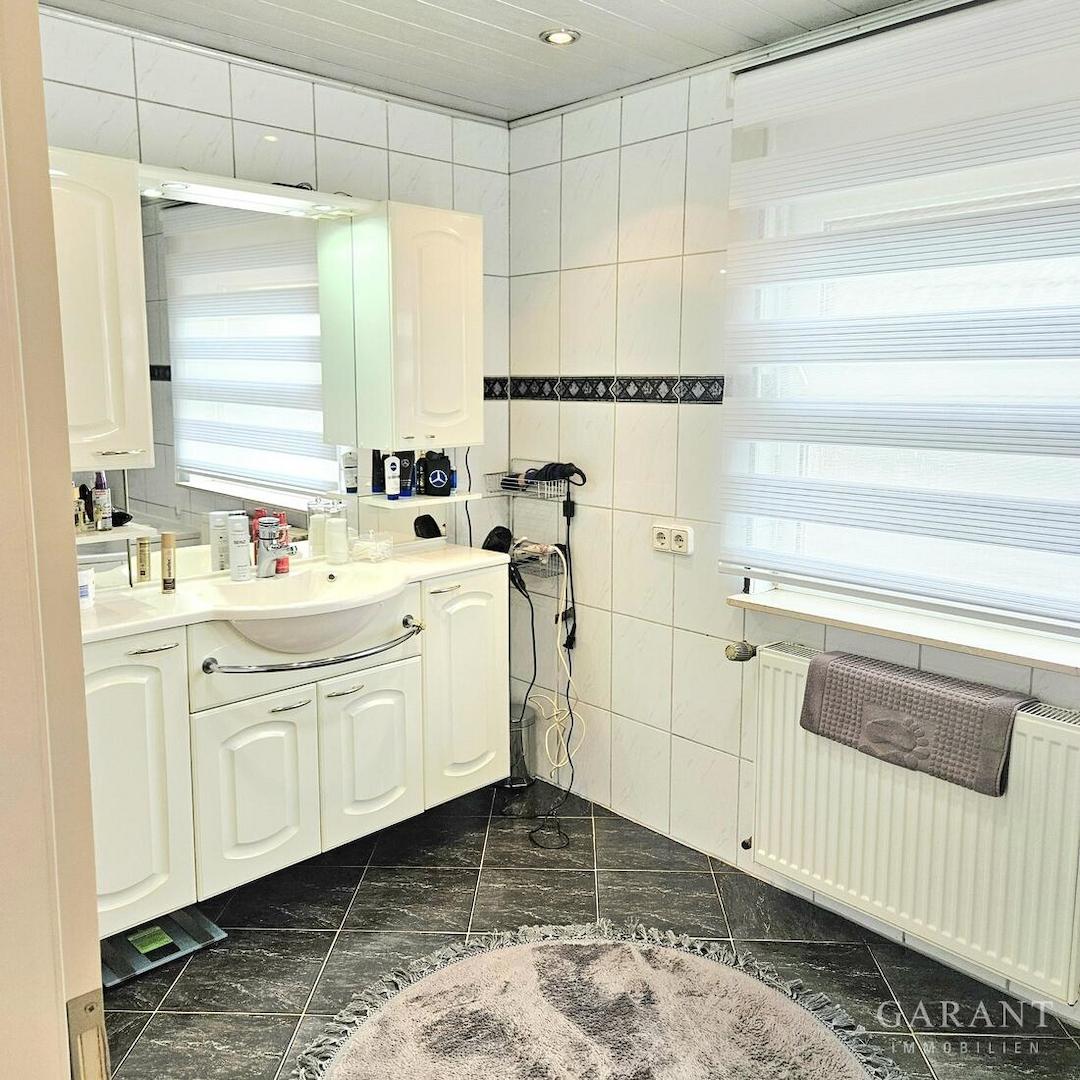 Badezimmer 1.OG