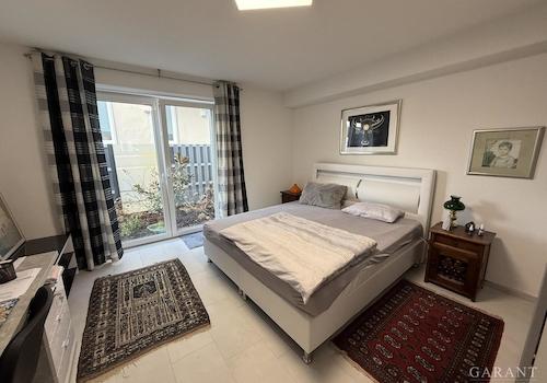 Schlafzimmer EG