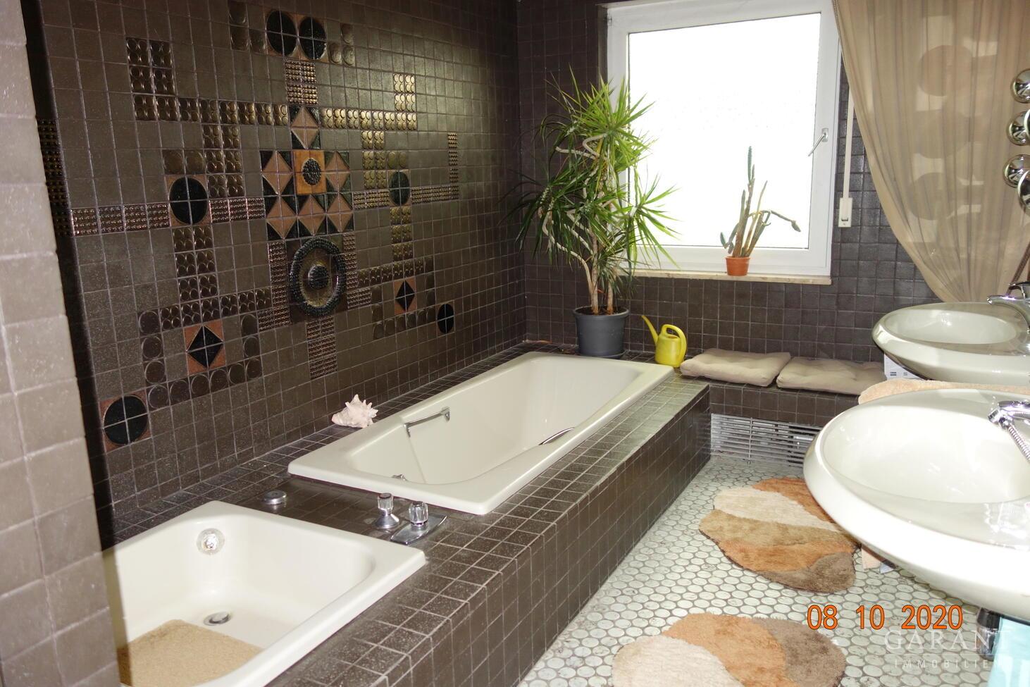 Badezimmer EG