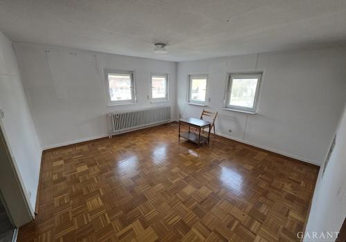 Rechts Wohnzimmer