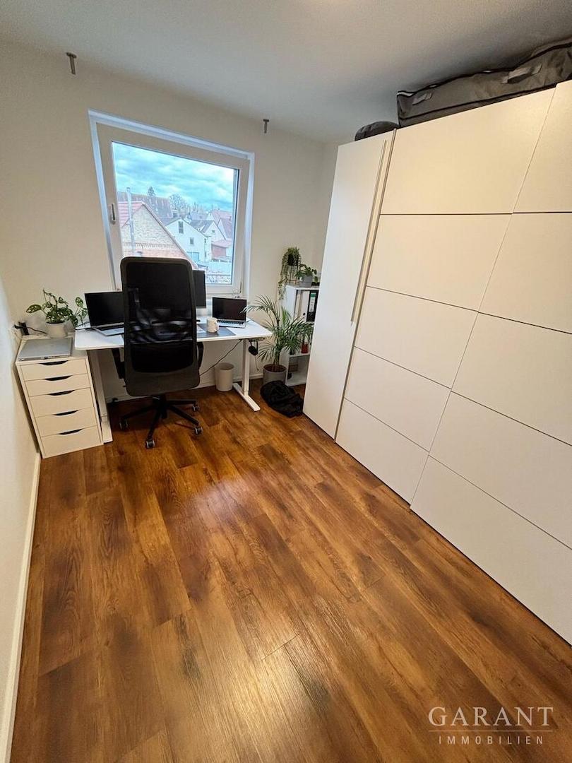 Büro/Kinderzimmer