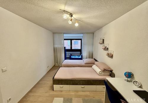 Schlafzimmer 2.1
