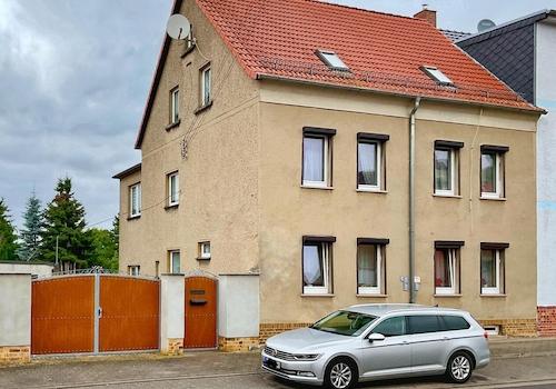 Hausansicht Straße