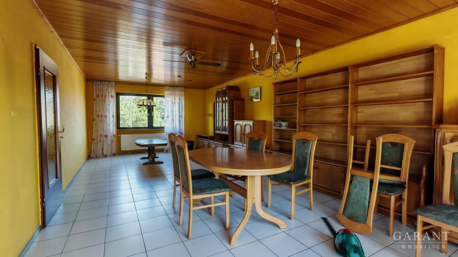 Wohnzimmeransicht02