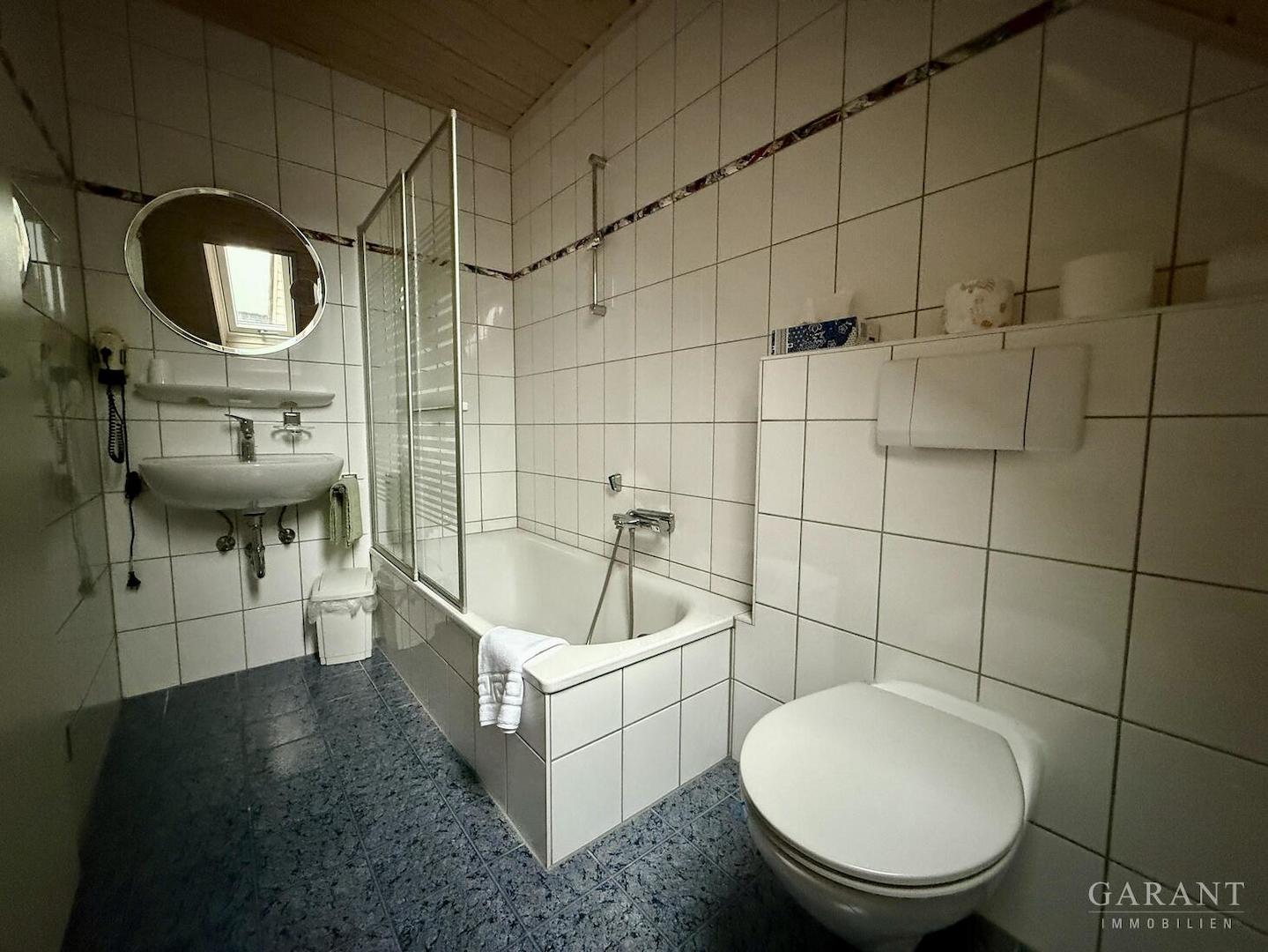 Badezimmer OG (11)