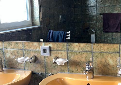 Badezimmer EG