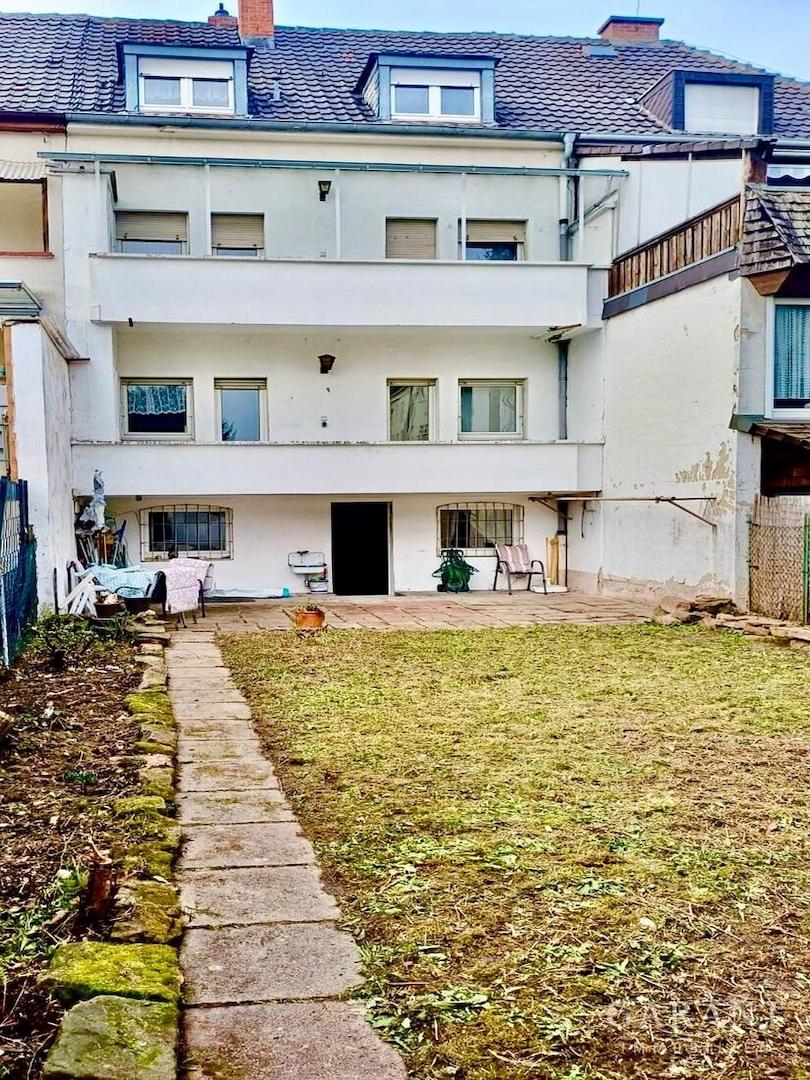 Rückseite/Terrasse