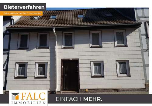 Blick von der Strasse 1