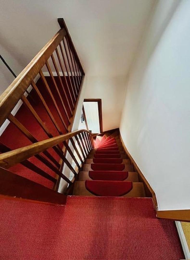 Holztreppe oben