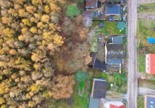 Blick auf das Grundstück