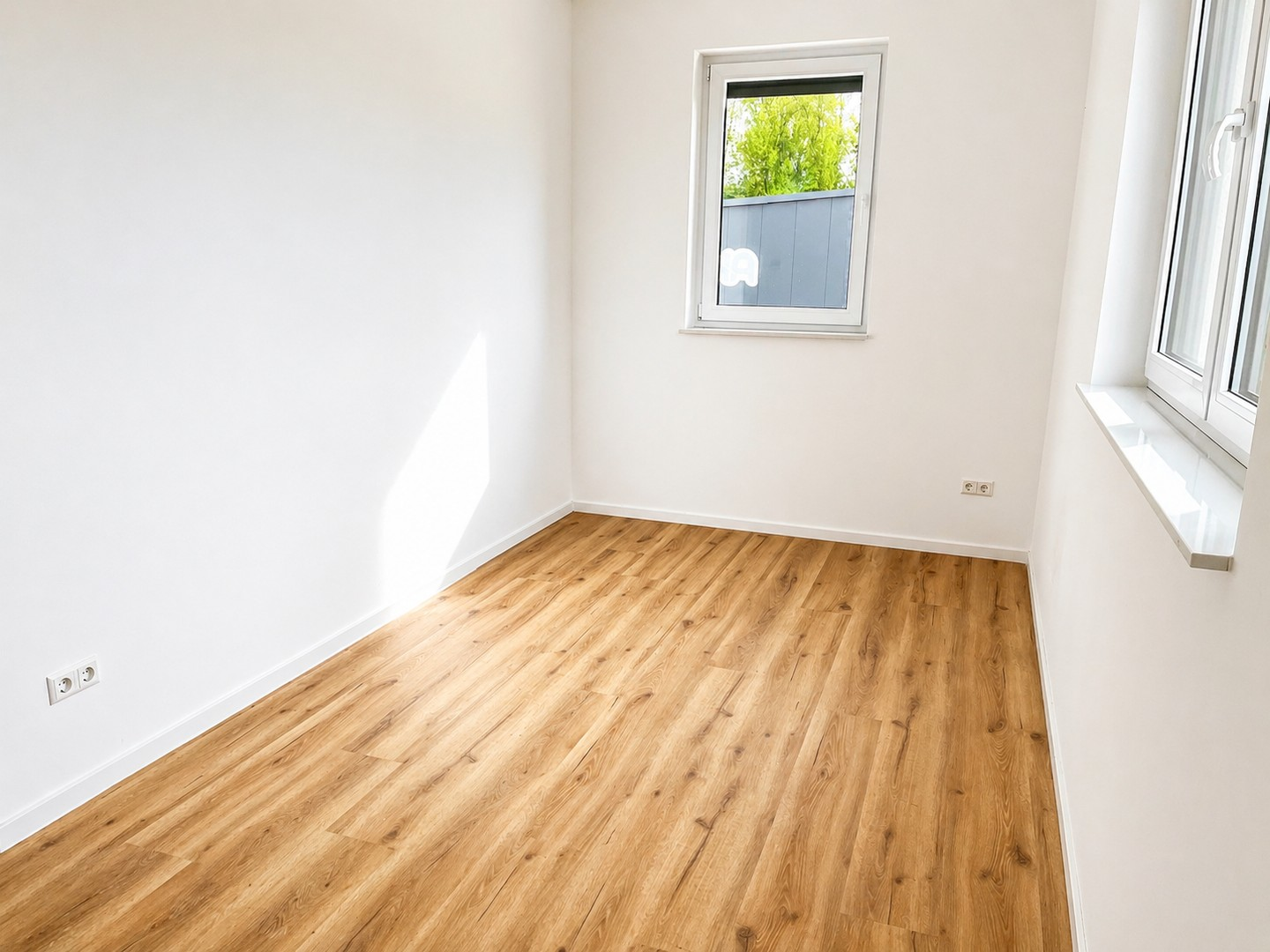 Büro 1