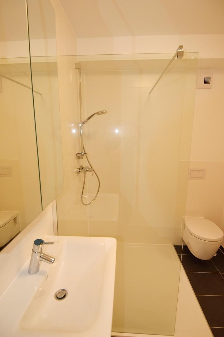Bad Dusche WC