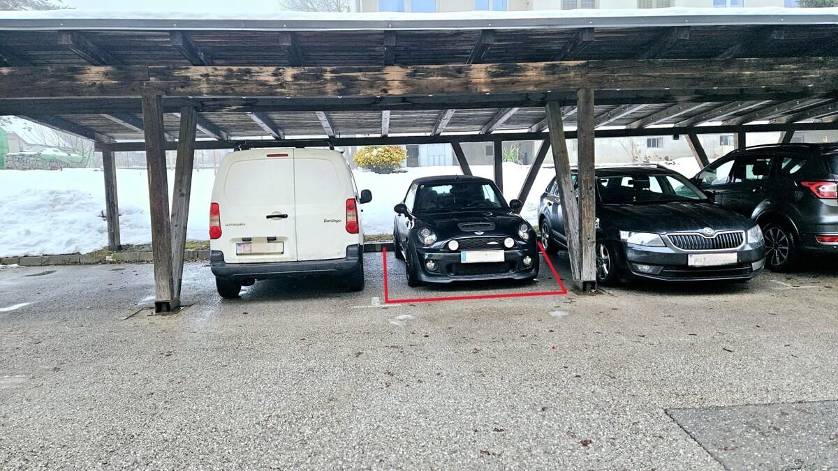 Carport-Stellplatz