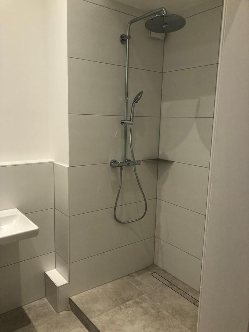 Dusche