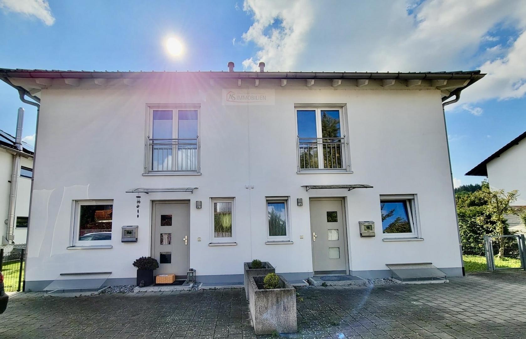 Doppelhaus Front