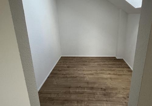 Ankleide-/Arbeitszimmer 14b