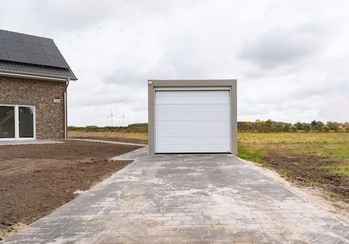 Garage u. Stellplatz 14b