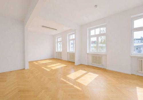 Büro 4