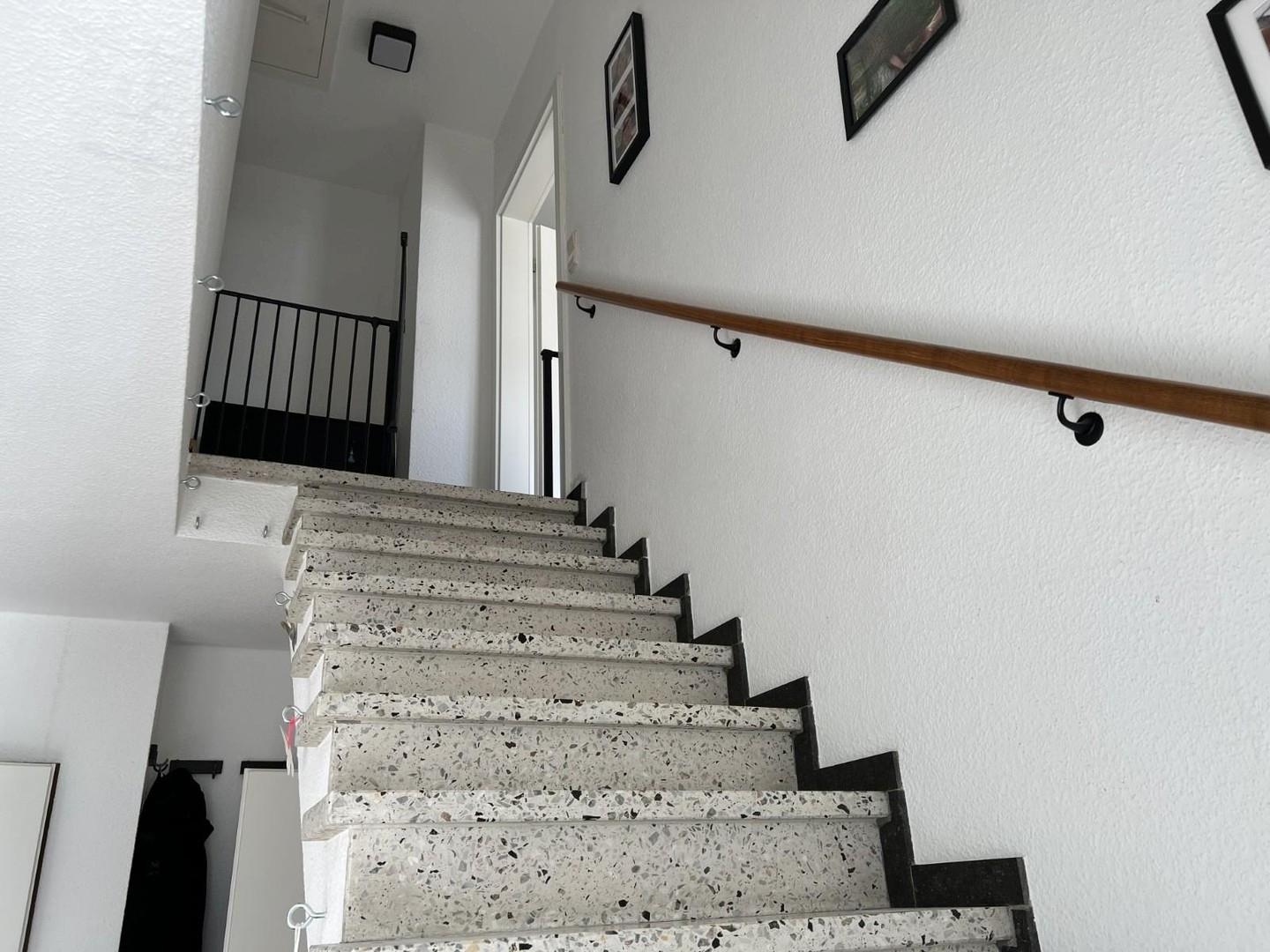 Treppe zum 1. OG
