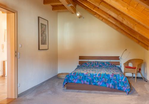 Stilvolles Einfamilienhaus mit traumhaftem Ausblick, Doppelgarage & Vollunterkellerung