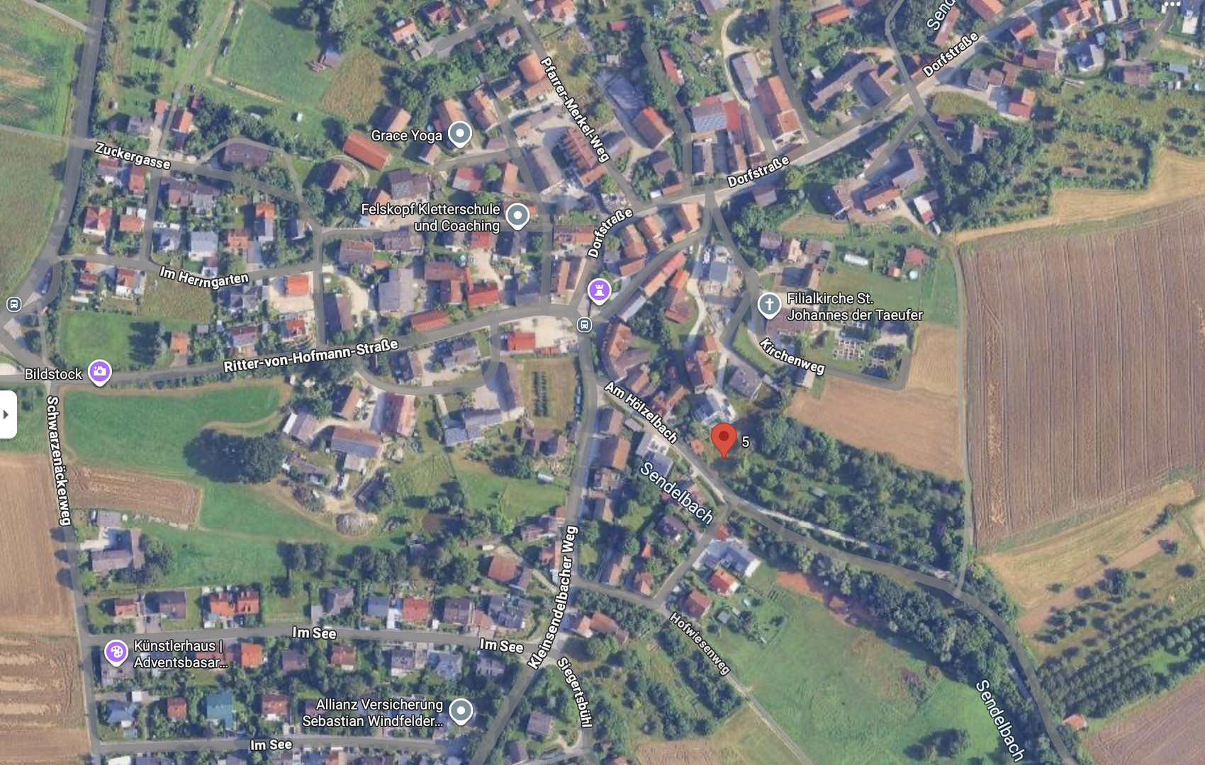 Satellitenaufnahme fern