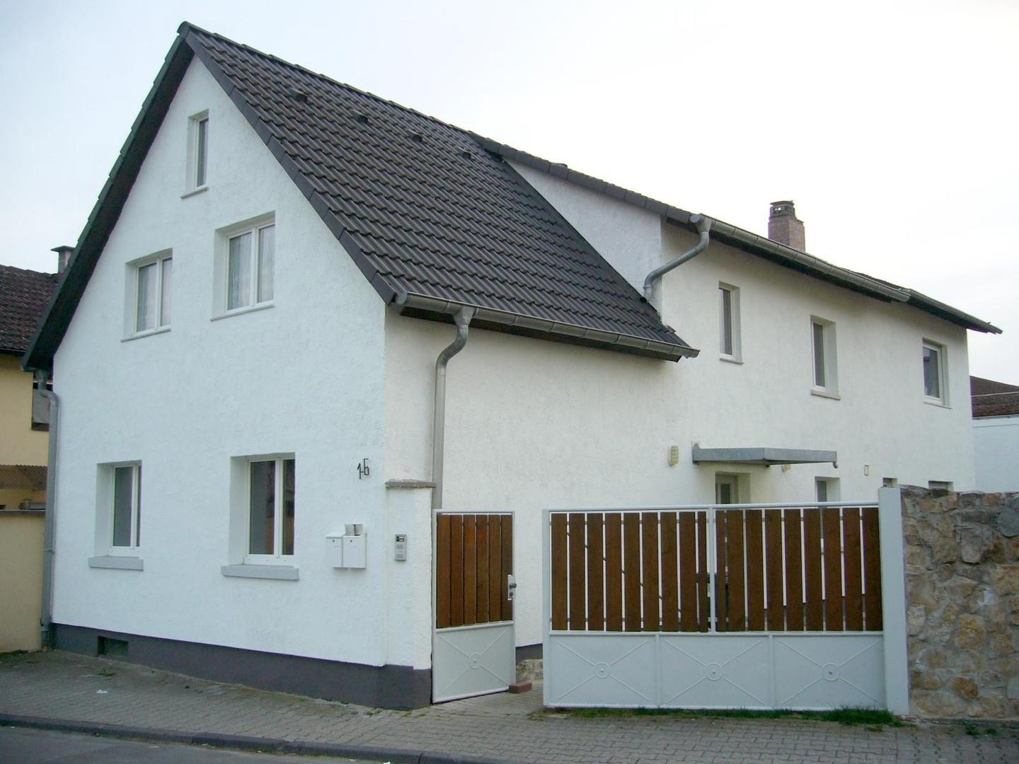 Straßenansicht