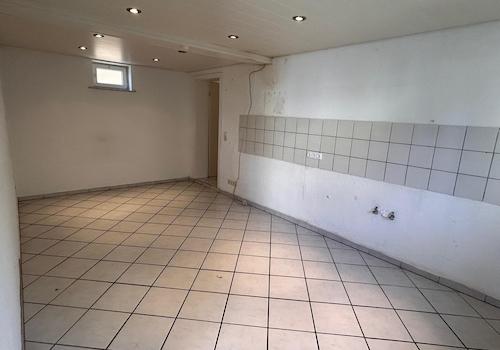Küche große Wohnung_leer