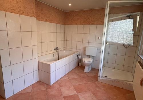 Bad große Wohnung_2