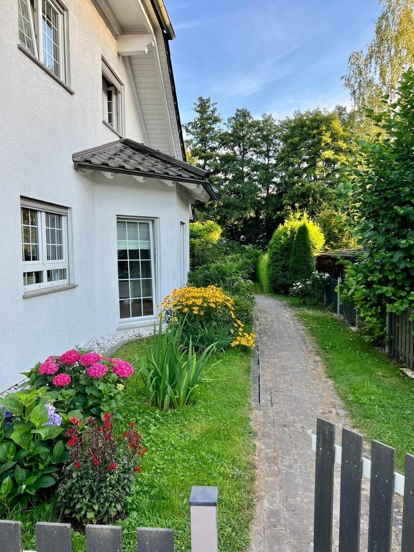 Seitenzugang zum Garten