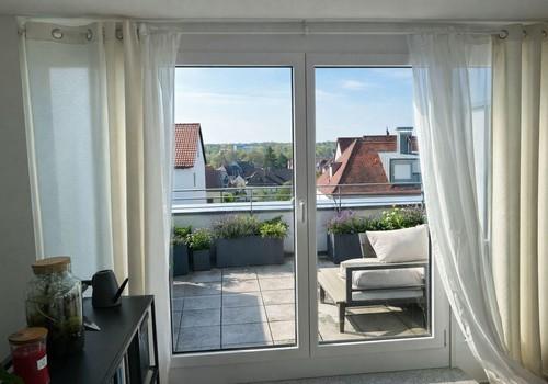 Sicht Studio auf Dachterrasse