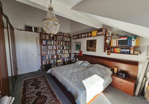 Schlafzimmer (2)