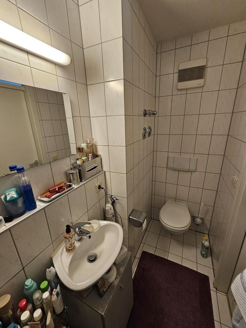 Dusche und WC (2)