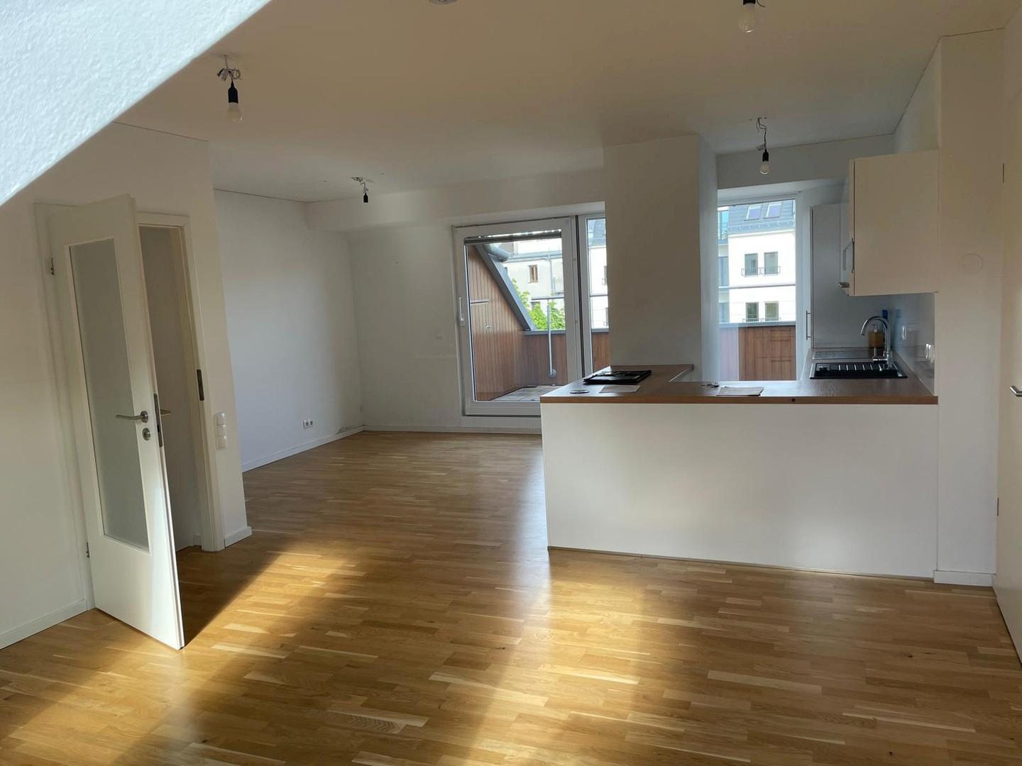 Wohn-/Essbereich (Photo 1)
