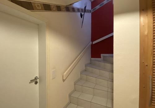 Abgang zum Souterrain mit Überhöhe