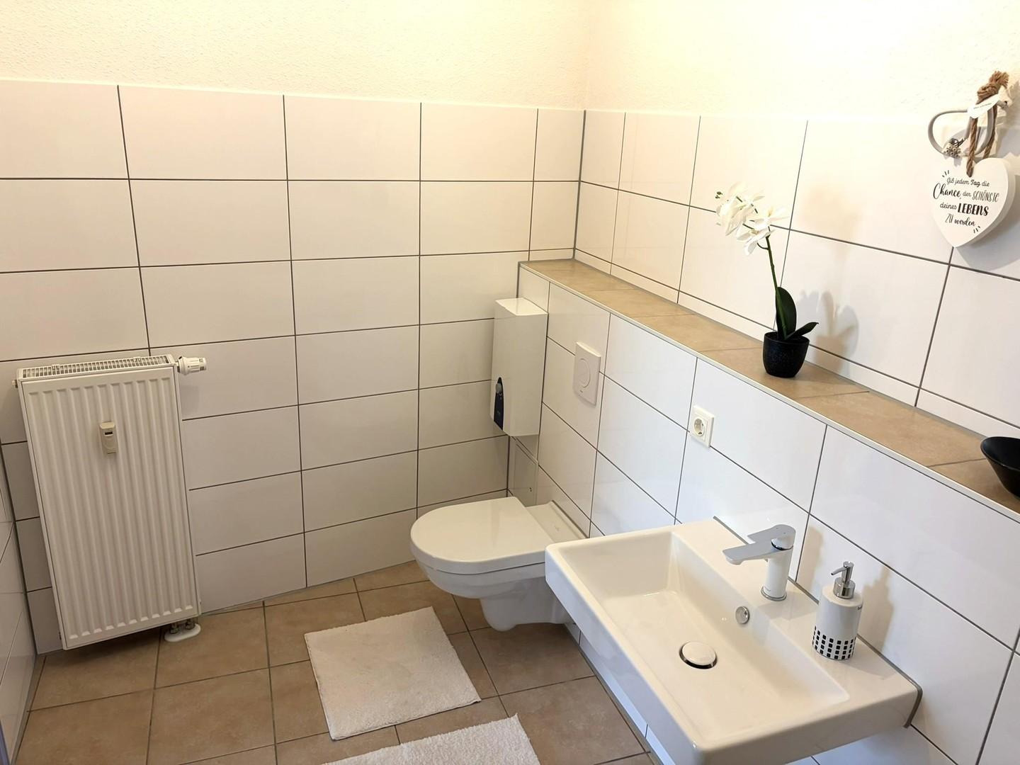 Bad moderne Sanitäausstattung