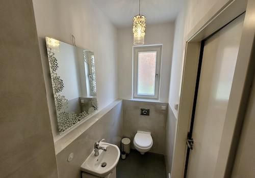 Badezimmer Erdgeschoss I