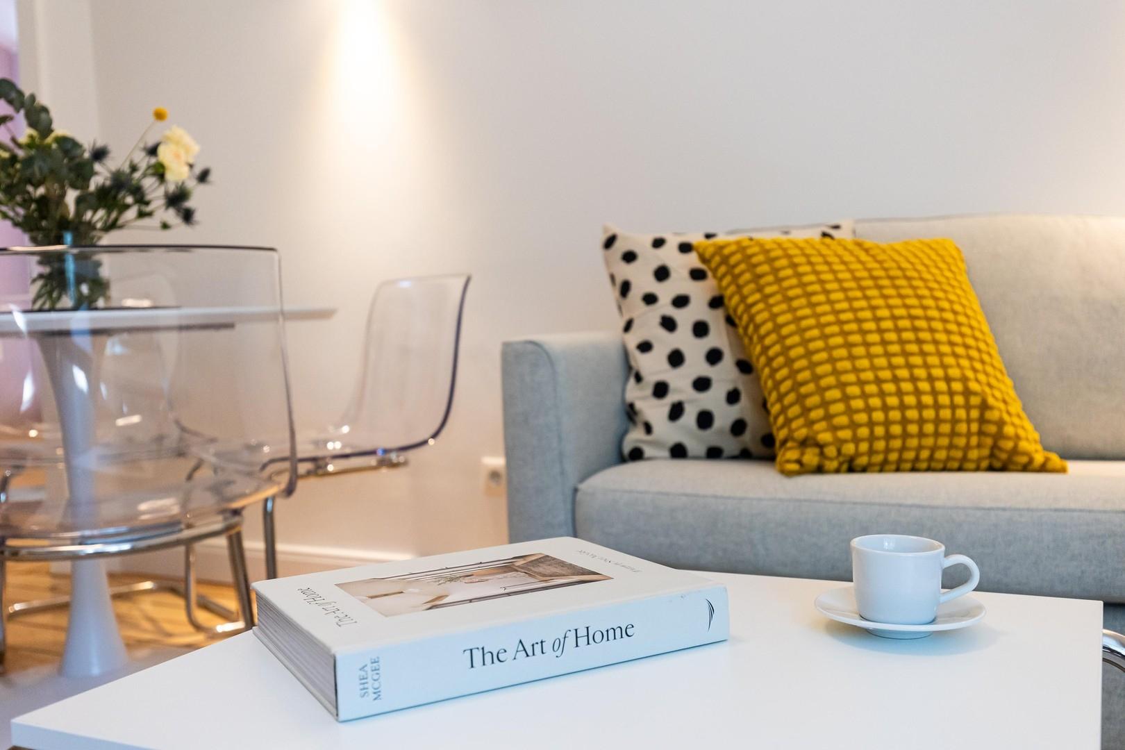 5.	Wohnzimmer Bild 03