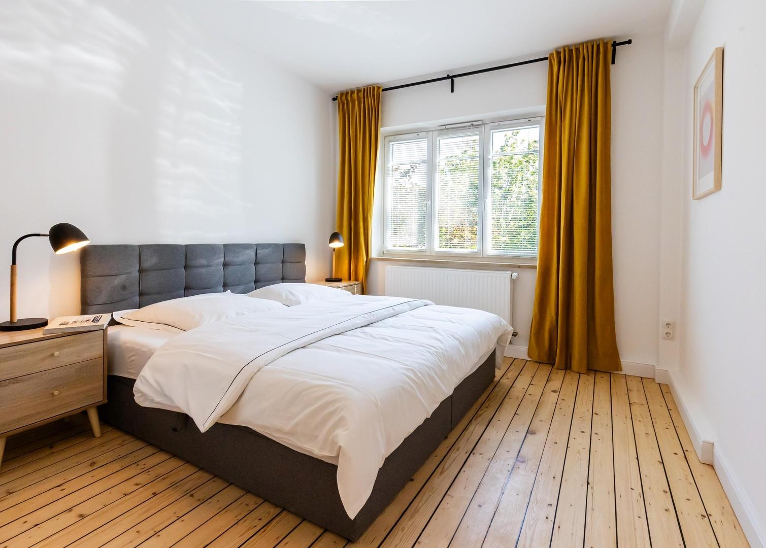 10.	Hauptschlafzimmer Bild_02