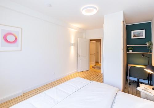 11.	Hauptschlafzimmer Bild_03
