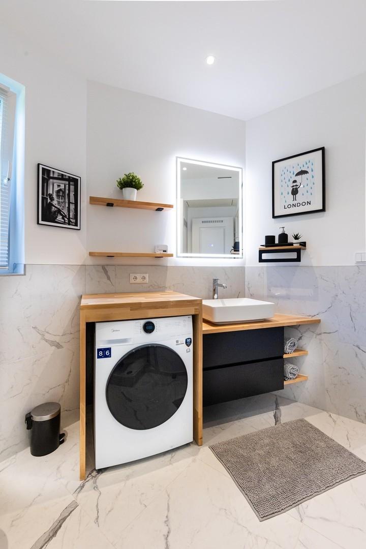 19.	Badezimmer Bild_02