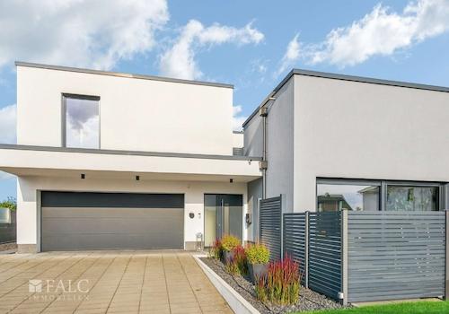 Haus/Vorderseite