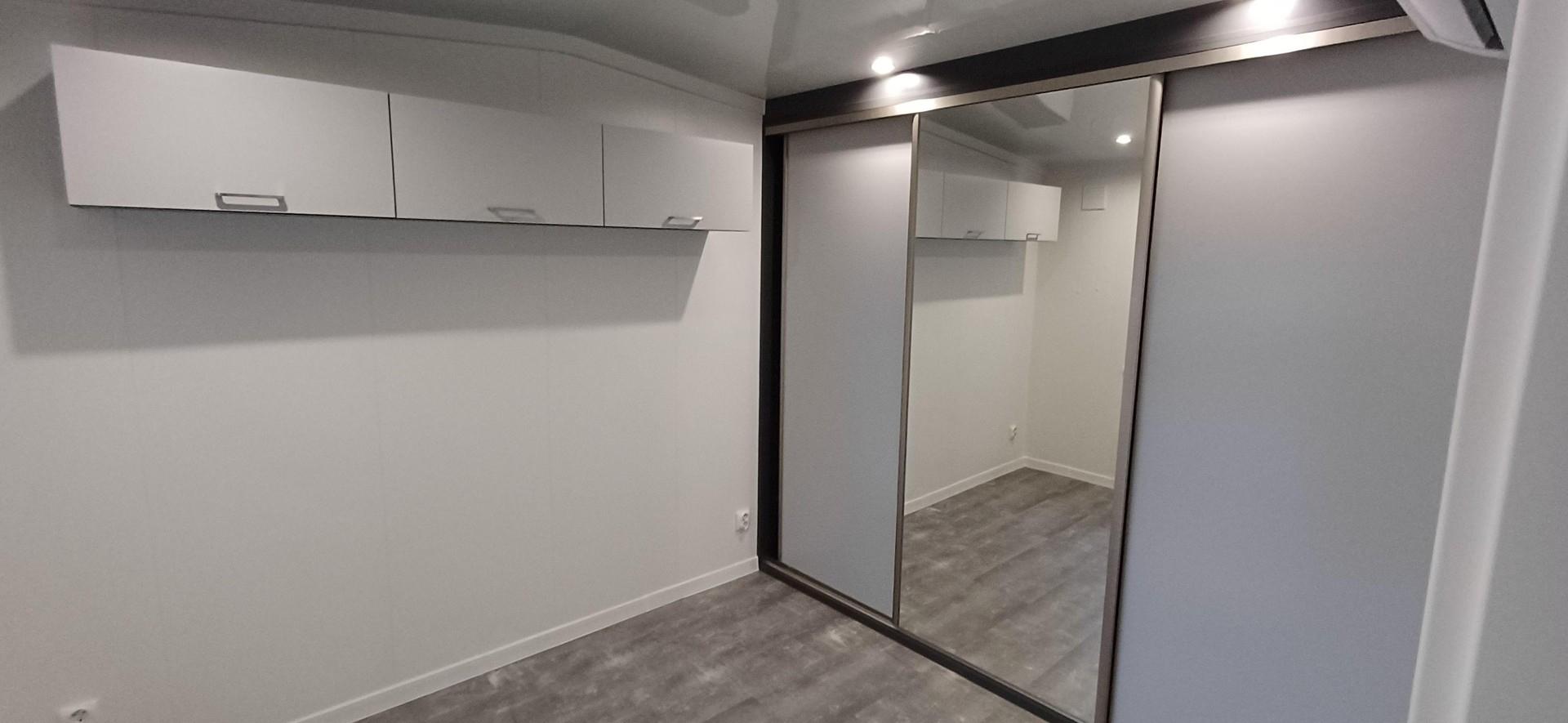 SZ Schiebetürenschrank