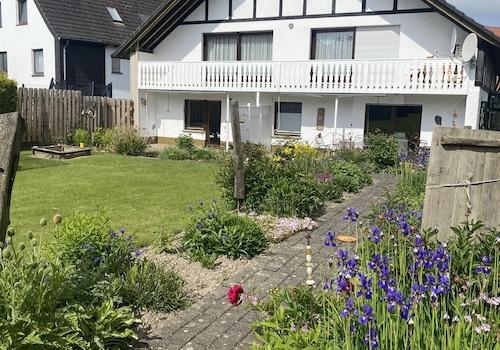 Ansicht Haus aus dem Garten